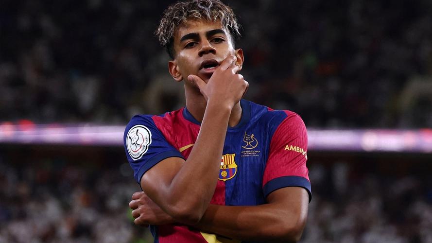 加维：亚马尔是最好的球员 但无法与梅西相提并论（加维：亚马尔是当下最佳，却还难与梅西同日而语）