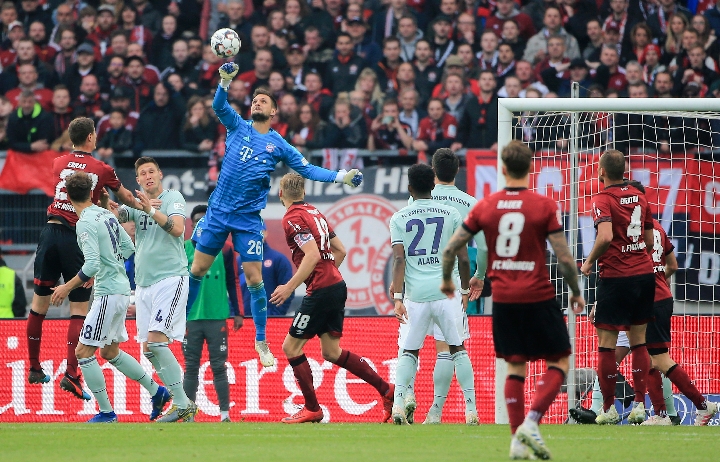 布朗：姆伯莫过去几年被低估了，大家都更关注伊万-托尼