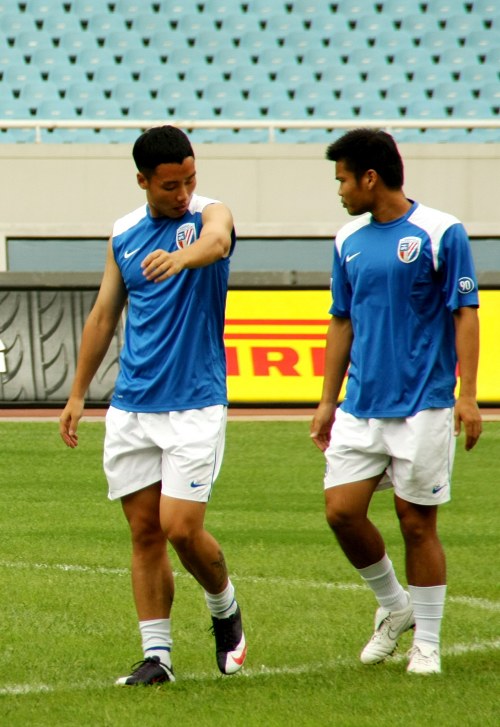 张镇麟的身体恢复较理想 看他能给上海锋线带来多少变化