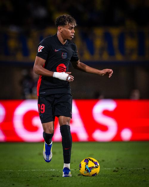 药厂新星马扎：我想踢世界杯，所以我放弃德国选择阿尔及利亚