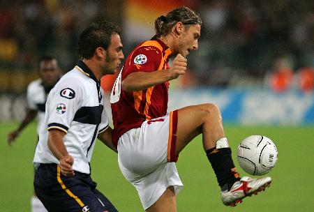 26个代言！孙颖莎再添新商务，人气成就双高，国乒招牌巨星