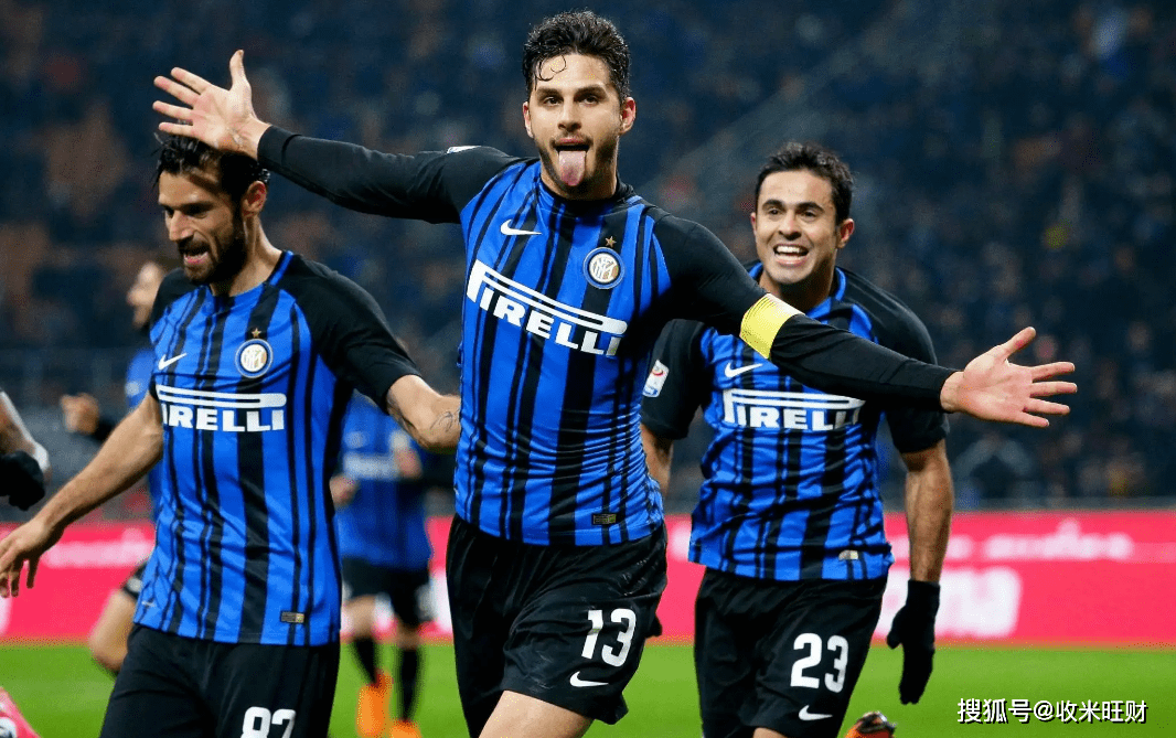 TA：随着主席选举临近，巴萨的长期引援议题根本无法提上议程