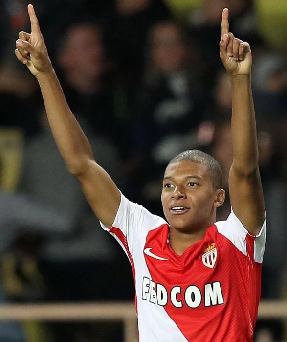 中超末轮前瞻：上海双雄冲击冠军，海牛、梅州争保级最后席位