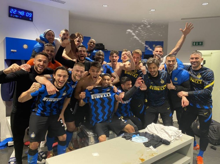 穆勒：留胡子是想尝试不同的造型，队友们很喜欢我的络腮胡