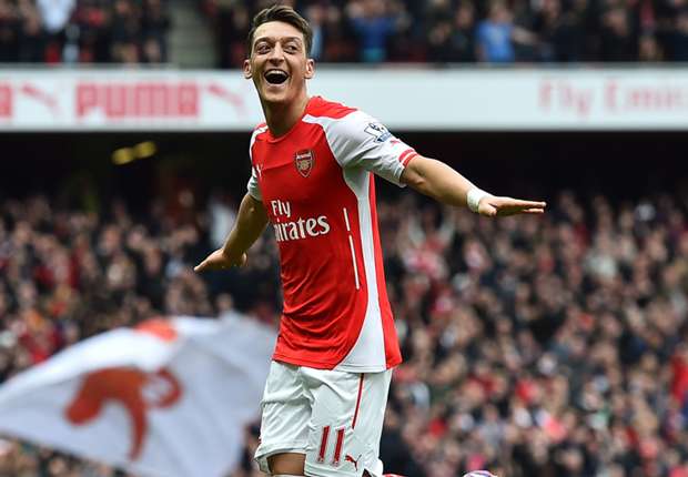 詹姆斯谈湖人防守：我们必须快速回防，限制对手的突破